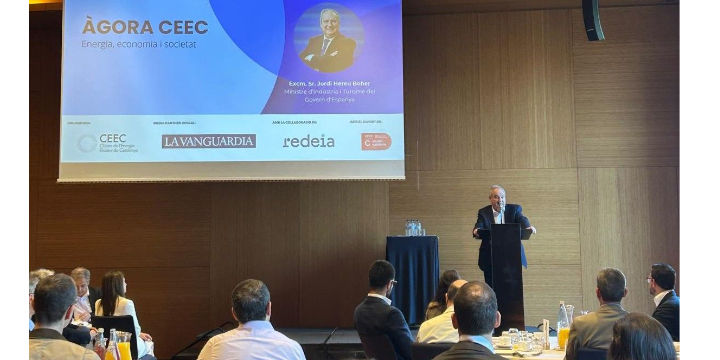 Jordi Hereu, ministre d’Indústria i Turisme del Govern d’Espanya, participa en la primera edició de l’Àgora CEEC