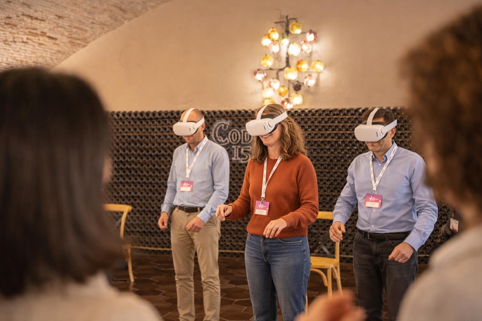 <h1>TREBALLEM PER A LA INNOVACIÓ</h1><h3>a tota la cadena de valor del sector</h3><br><a href='/que-hacemos/' class='btn-slider-rosa' draggable='false'>QUÈ FEM?</a>