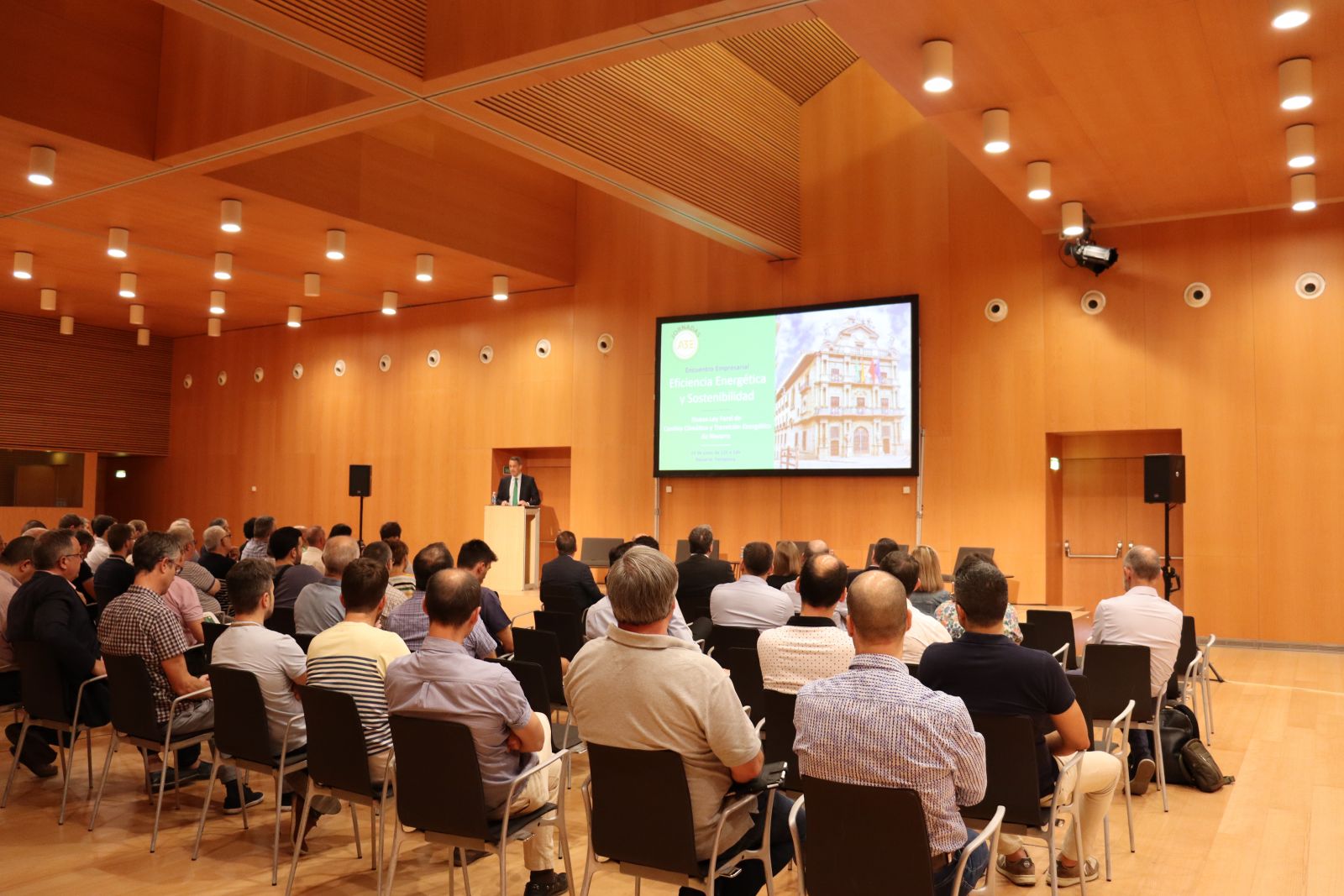 Éxito del encuentro empresarial "Eficiencia Energética y Sostenibilidad" celebrado en Pamplona
