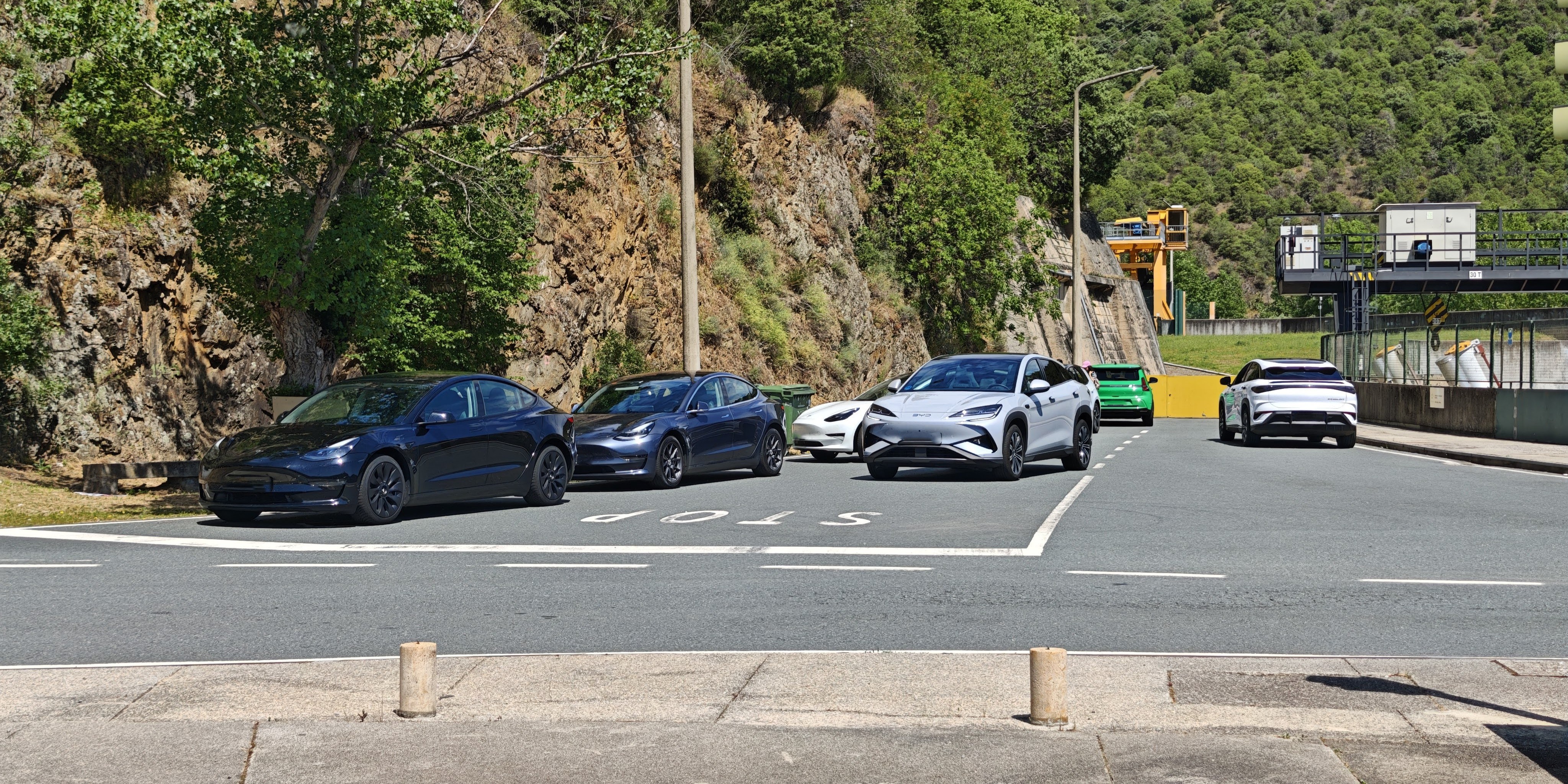 Participantes de la ruta Sinergia sostenible de AUVE entre Zamora y Salamanca
