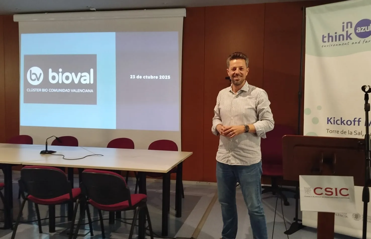 Jesús Agüero ofreció un seminario en el IATS sobre el papel de Bioval como intermediario entre ciencia y empresa