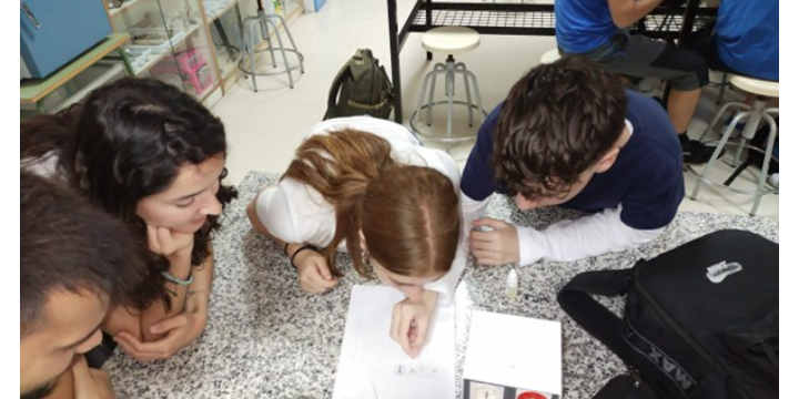 Biotechnofarm: Promoviendo la Biotecnología en Institutos de la Comunidad Valenciana