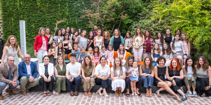 Sembrando vocaciones científicas: Bioval recibe el premio “Igualdad para el Futuro”