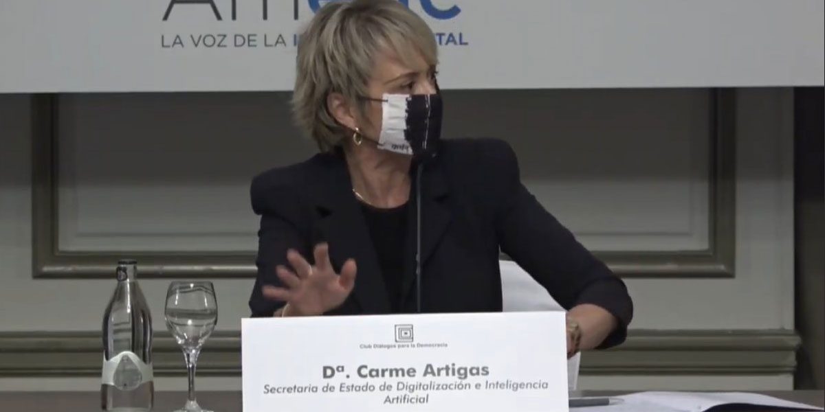 Carme Artigas: "Hay que trabajar para anticiparnos en el reto de la Inteligencia Artificial"