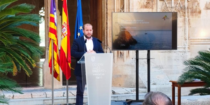 https://media.timtul.com/media/web_mespermallorca/thumbails/mir_llei_turis_20220211155708_20220211155739.jpeg